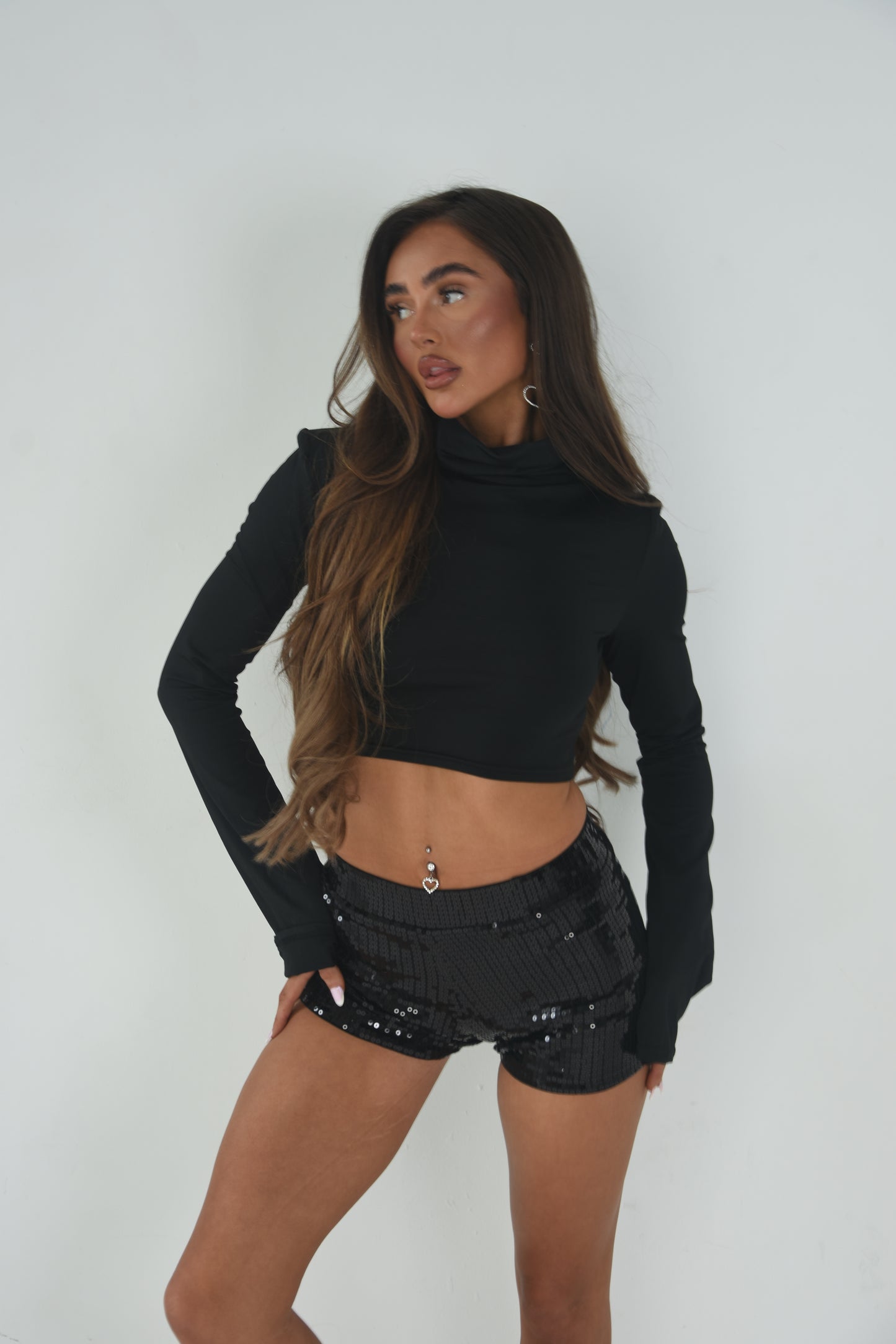 ‘RENEE’ SHOULDER PADDED LONG SLEEVE TOP- BLACK