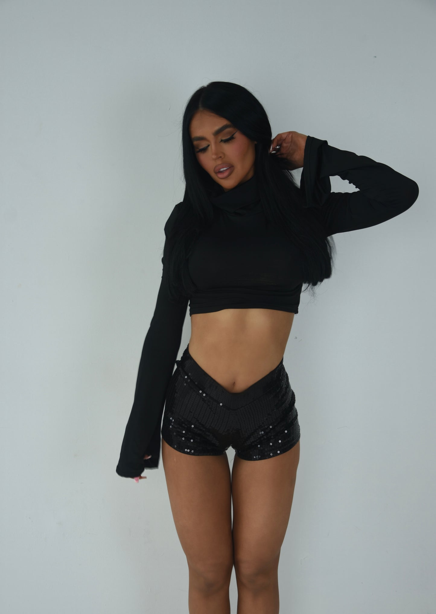 ‘ELLE’ SEQUIN KNICKER SHORTS- BLACK