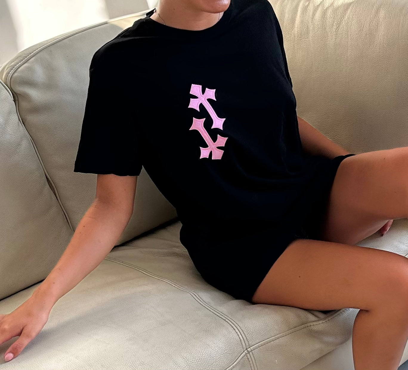 ‘CROSSED OUT’ T SHIRT- PINK