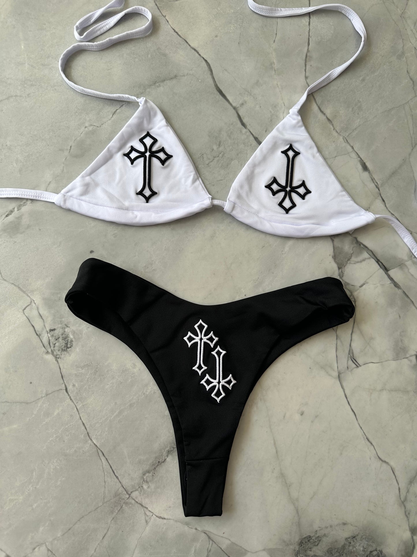 ‘CROSSED OUT’ BIKINI TOP- WHITE & BLACK